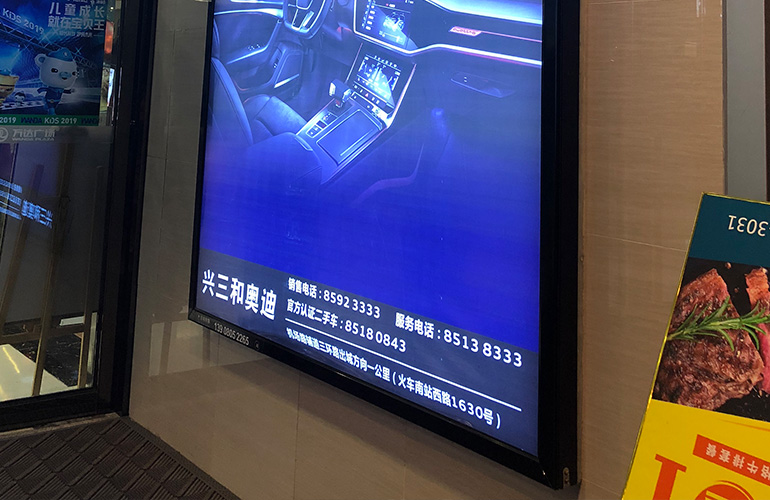 拉布燈箱